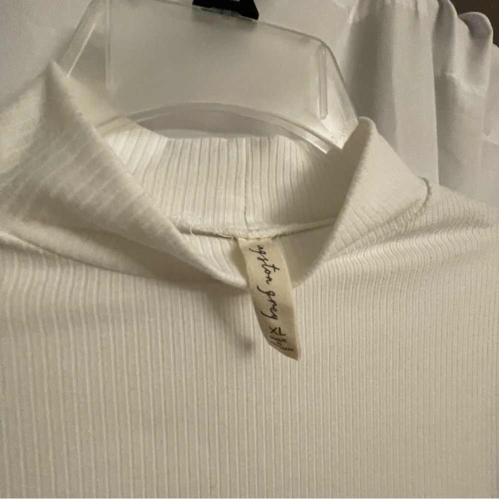 White Long Sleeve Crop Top - Picture 3 of 3